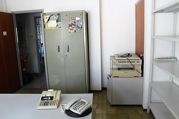 76#3985 Arredo da ufficio vario in vendita - foto 4