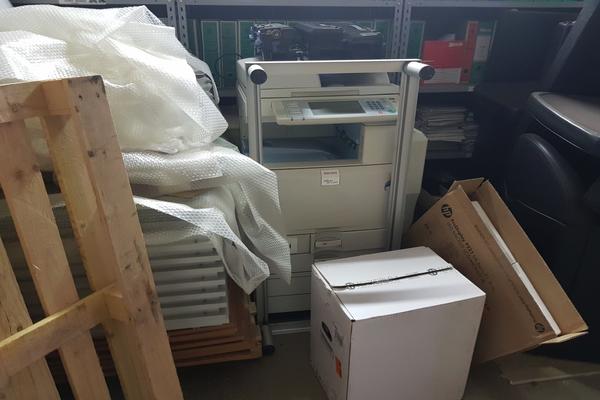 1#3986 Arredi ufficio e attrezzature informatiche in vendita - foto 10