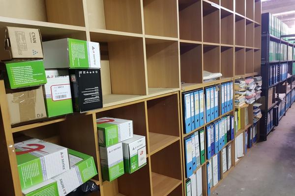 1#3986 Arredi ufficio e attrezzature informatiche in vendita - foto 12
