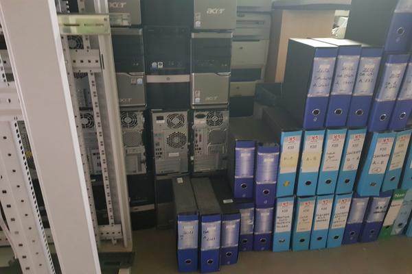 1#3986 Arredi ufficio e attrezzature informatiche in vendita - foto 29
