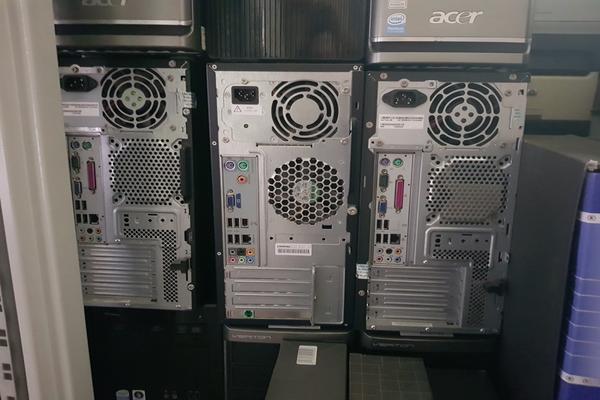 1#3986 Arredi ufficio e attrezzature informatiche in vendita - foto 46