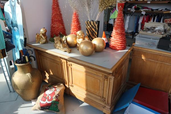 1#3994 Articoli di abbigliamento e complementi di arredo in vendita - foto 12