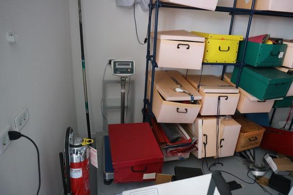 1#3994 Articoli di abbigliamento e complementi di arredo in vendita - foto 36