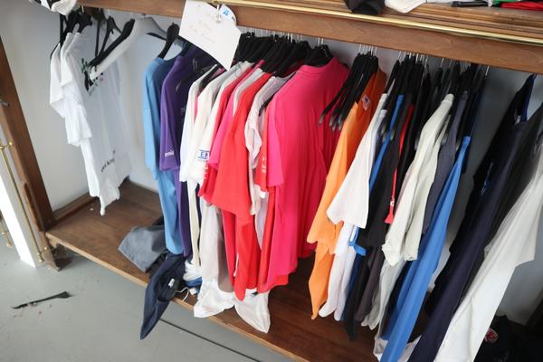 1#3994 Articoli di abbigliamento e complementi di arredo in vendita - foto 38