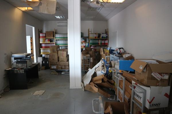 1#3994 Articoli di abbigliamento e complementi di arredo in vendita - foto 44
