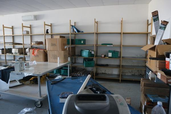 1#3994 Articoli di abbigliamento e complementi di arredo in vendita - foto 69