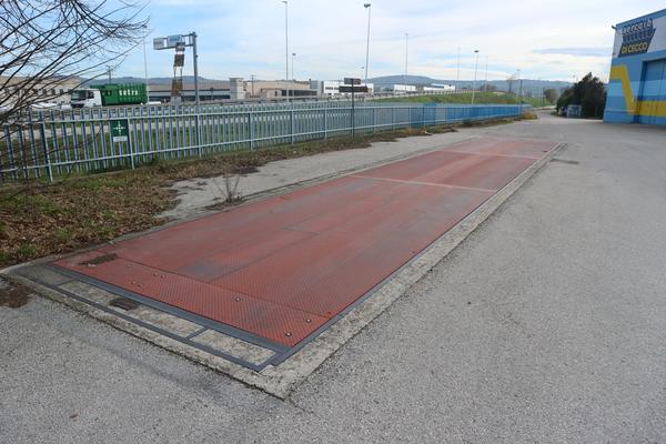 Attrezzature varie in vendita