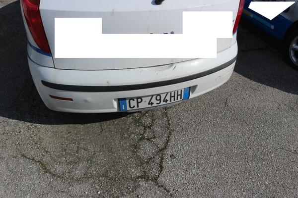 52#3998 Automobile Fiat Punto in vendita - foto 2