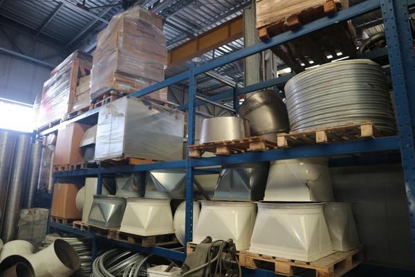 53#3998 Magazzino materie prime e semilavorati in vendita - foto 1