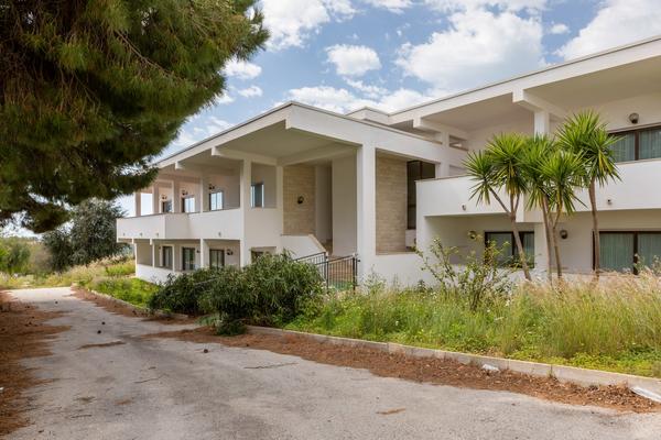 1#4000 Cessione di ramo di azienda denominato Donnalucata Resort in vendita - foto 8