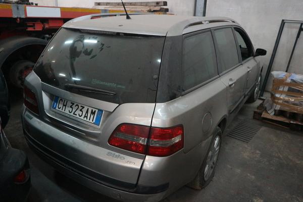 314#4001 Automobile Fiat Stilo in vendita - foto 2