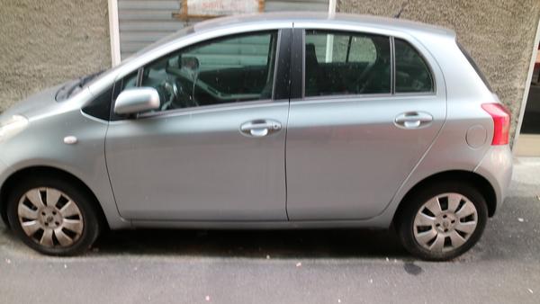 TOYOTA YARIS CHIAVE SCARICA
