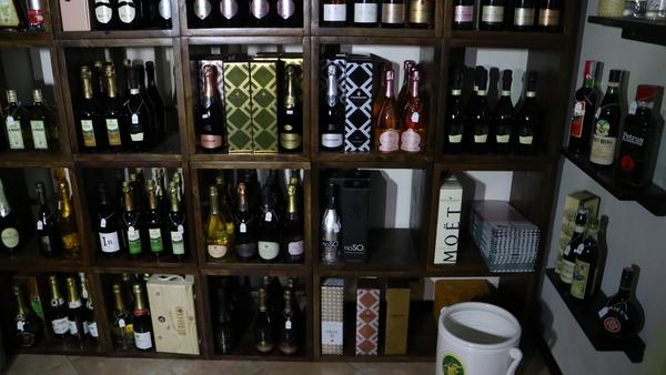 5#4004 Arredi da enoteca e da ufficio in vendita - foto 8