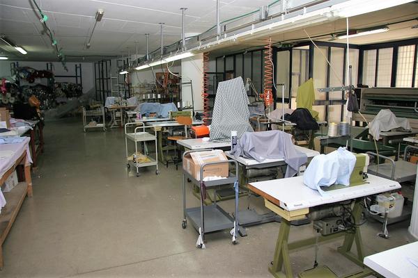 3#4008 Macchinari per cucito e confezionamento camicie in vendita - foto 47