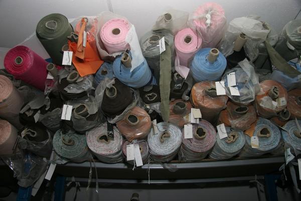 7#4008 Tessuti e accessori per confezionamento camicie in vendita - foto 56