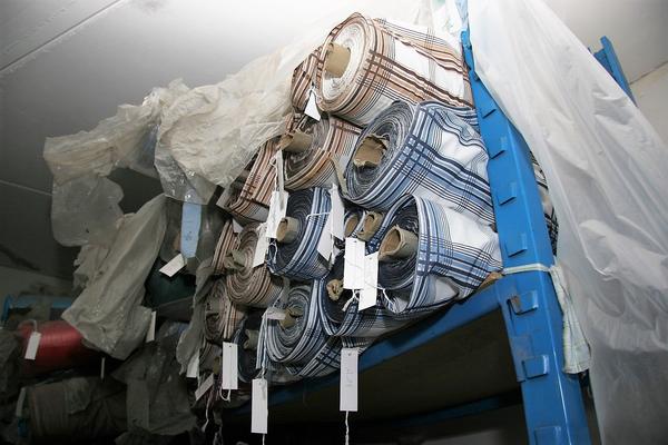 7#4008 Tessuti e accessori per confezionamento camicie in vendita - foto 58