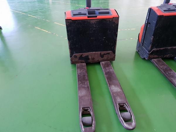 6#4009 Transpallet e accumulatore in vendita - foto 6