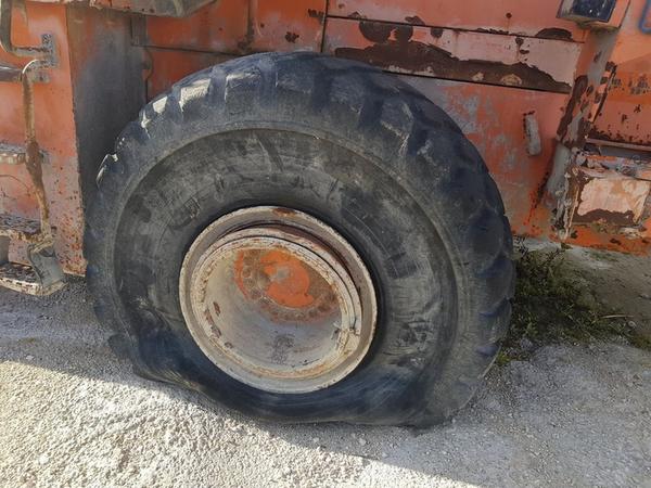 9#4036 Pala gommata Fiat Allis in vendita - foto 6