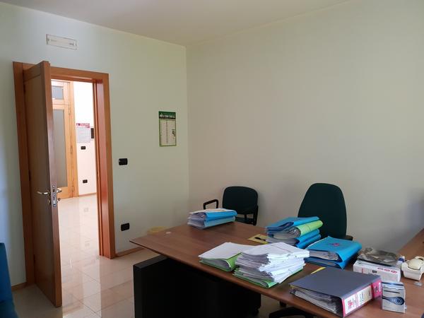 9#4037 Arredi e attrezzature d'ufficio in vendita - foto 12