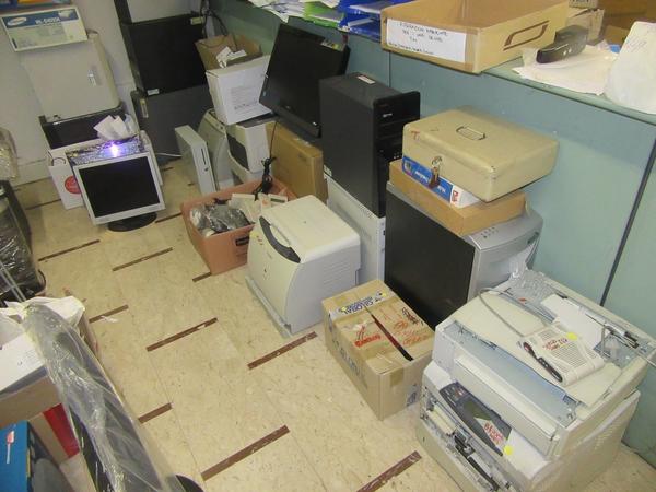 2#4039 Attrezzature elettroniche e arredi ufficio in vendita - foto 5