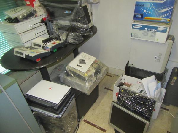 2#4039 Attrezzature elettroniche e arredi ufficio in vendita - foto 6