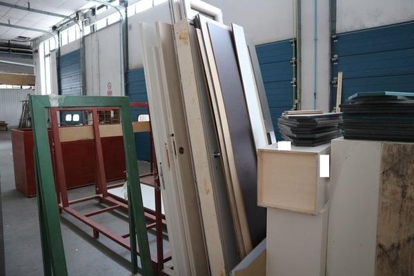 999#4042 Semilavorati porte e prodotti finiti in vendita - foto 139