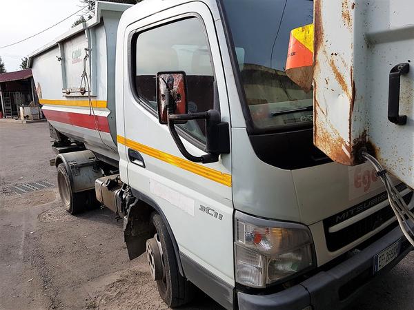 3#4043 Mitsubishi  Fuso in vendita - foto 6