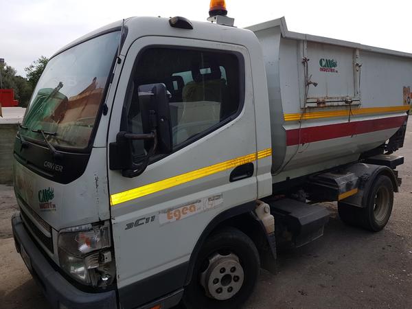 3#4043 Mitsubishi  Fuso in vendita - foto 11