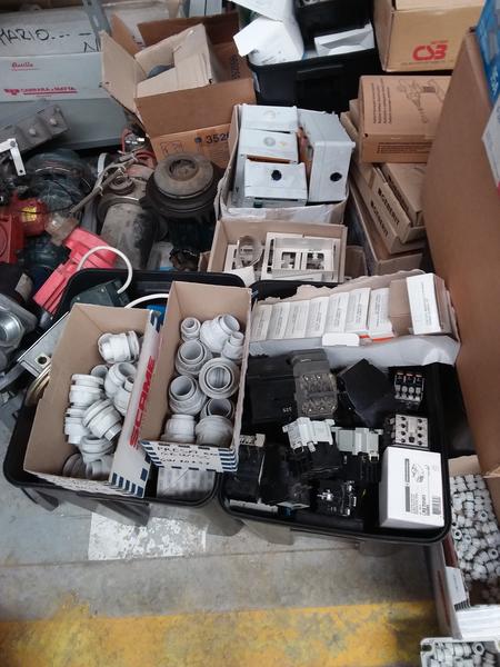 7#4045 Materiale elettrico in vendita - foto 4