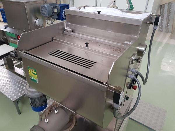4#4053 Impastatrice e pressa Dominioni in vendita - foto 4