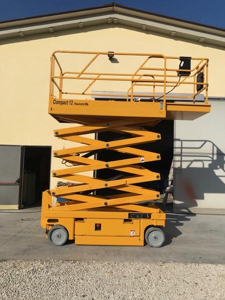 1#4058 Piattaforma aerea verticale a pantografo Haulotte Compact 12 in vendita - foto 11