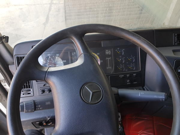 11#4069 Trattore stradale Mercedes Actros in vendita - foto 5