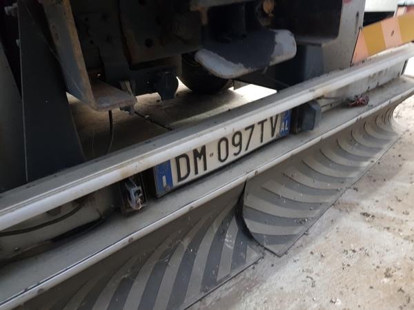 13#4069 Autocarro Scania 124G 420 in vendita - foto 4