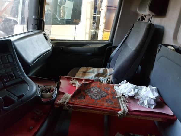 13#4069 Autocarro Scania 124G 420 in vendita - foto 9