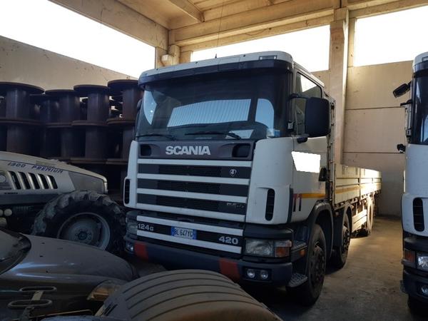 Autocarri in vendita