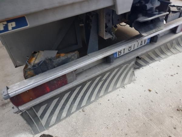 17#4069 Autocarro Scania 124L 420 in vendita - foto 4