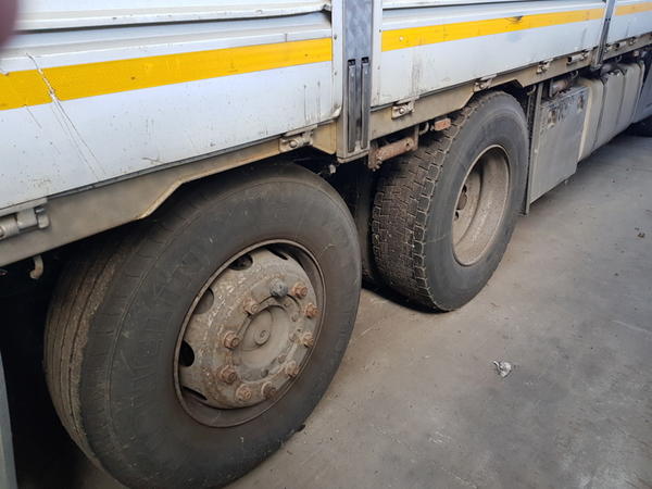 17#4069 Autocarro Scania 124L 420 in vendita - foto 7