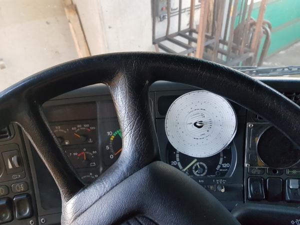 22#4069 Trattore stradale Scania 124L 420 in vendita - foto 6
