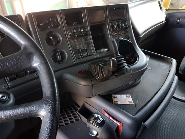 22#4069 Trattore stradale Scania 124L 420 in vendita - foto 7