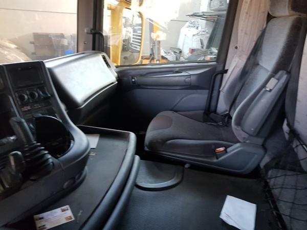 22#4069 Trattore stradale Scania 124L 420 in vendita - foto 8