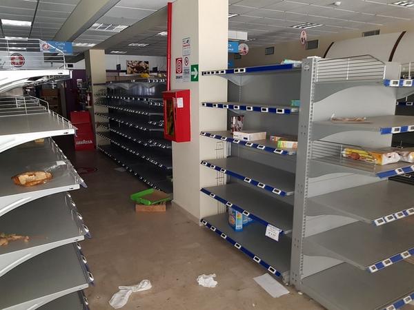1#4074 Arredi ed attrezzature per supermercato in vendita - foto 79