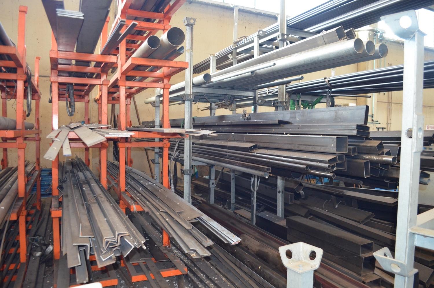 Lot Machined and semifinished metal products