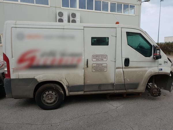 1#4079 Veicoli e motocicli da rottamare in vendita - foto 18