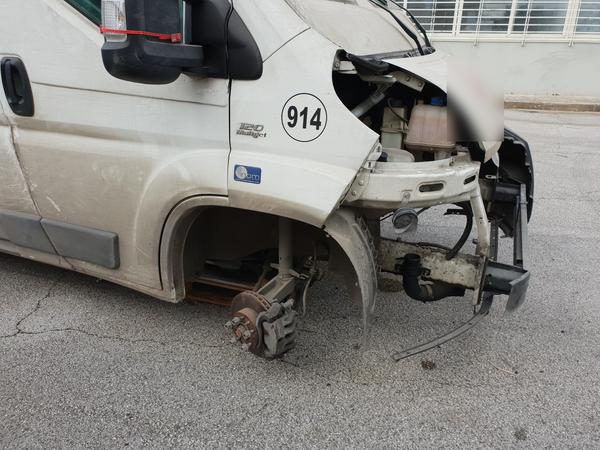 1#4079 Veicoli e motocicli da rottamare in vendita - foto 19