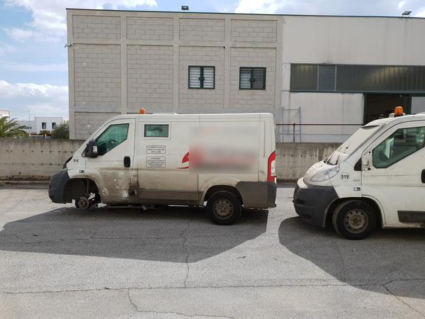 1#4079 Veicoli e motocicli da rottamare in vendita - foto 24