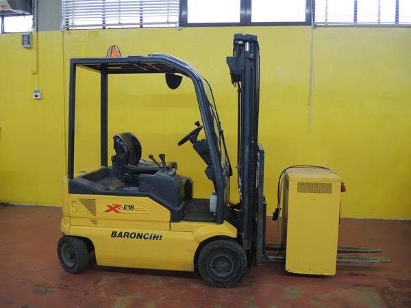 15#4084 Carrello elevatore OM XE 18 in vendita - foto 1