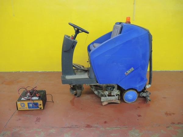 18#4084 Lavapavimenti Dulevo H610 RO in vendita - foto 1