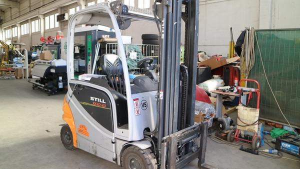 3#4088 Carrello elevatore Still RX  20-20 ricambio in vendita - foto 1