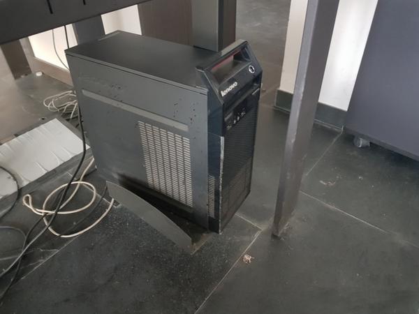 2#4090 Attrezzature elettroniche in vendita - foto 3