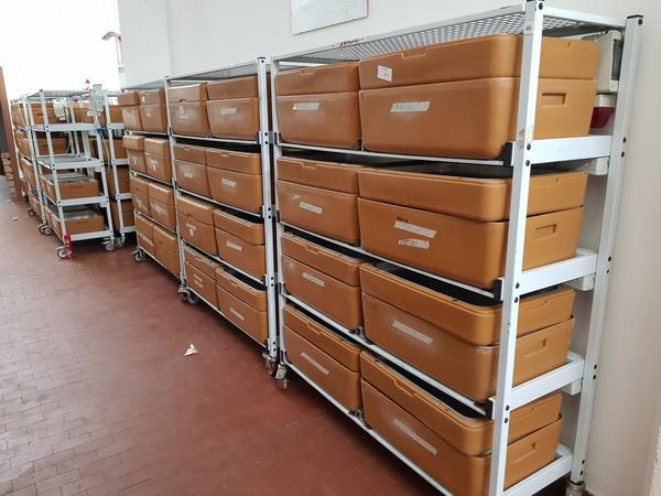 7#4092 Banco frigo per alimenti e bilance in vendita - foto 1